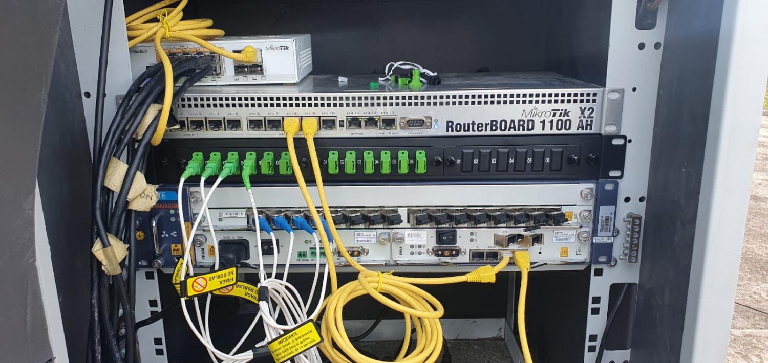 Nombre: OLT WIFIX.jpg
Visitas: 4512
Tamaño: 147.0 KB